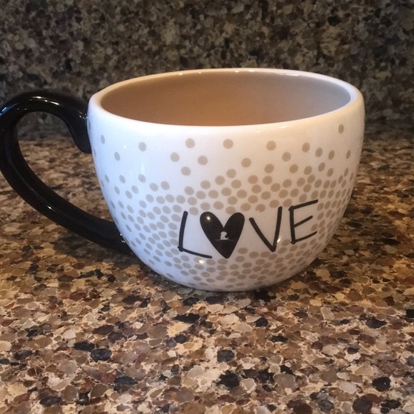 St Jude’s Love mug - Picture 1 of 3